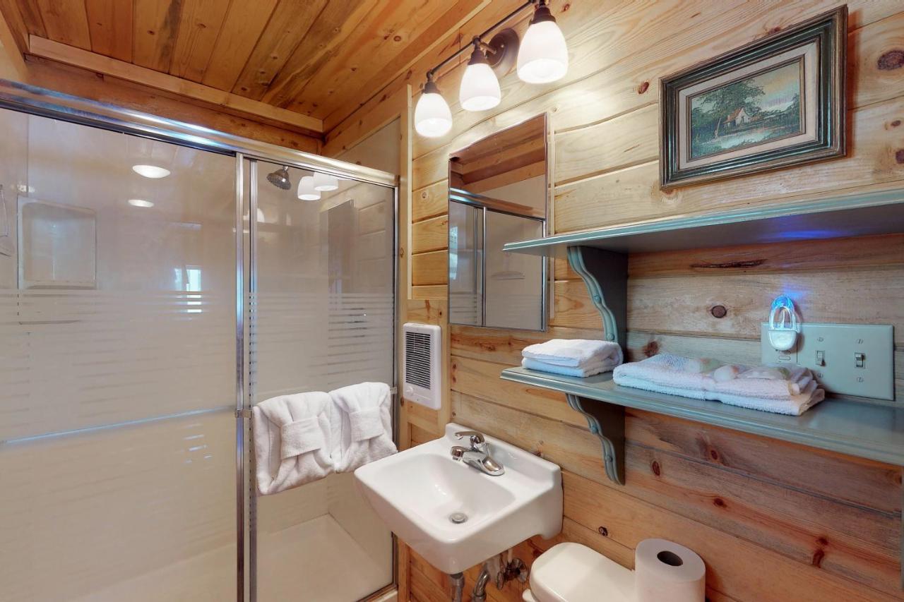 Grand Lake Cabin Escape ภายนอก รูปภาพ